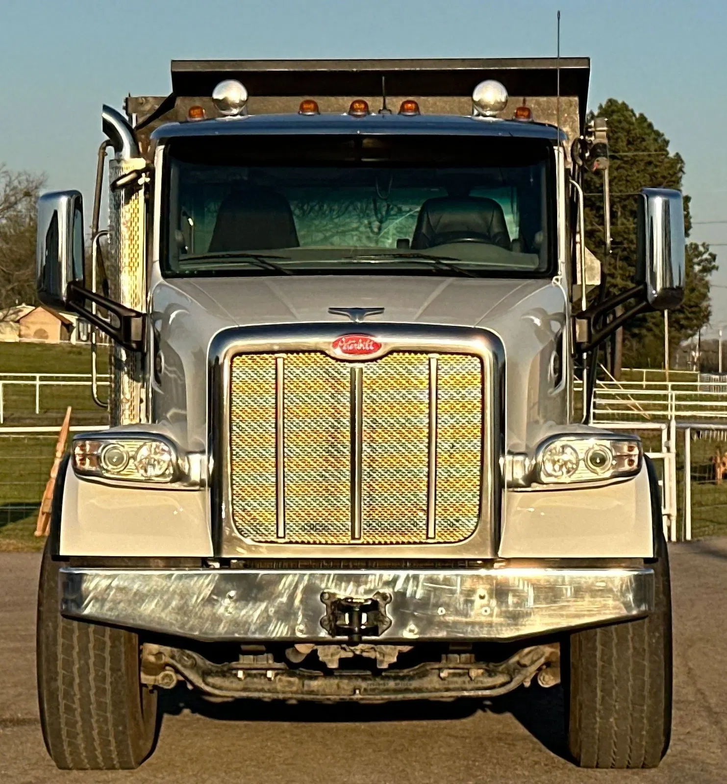 2022 Peterbilt 567