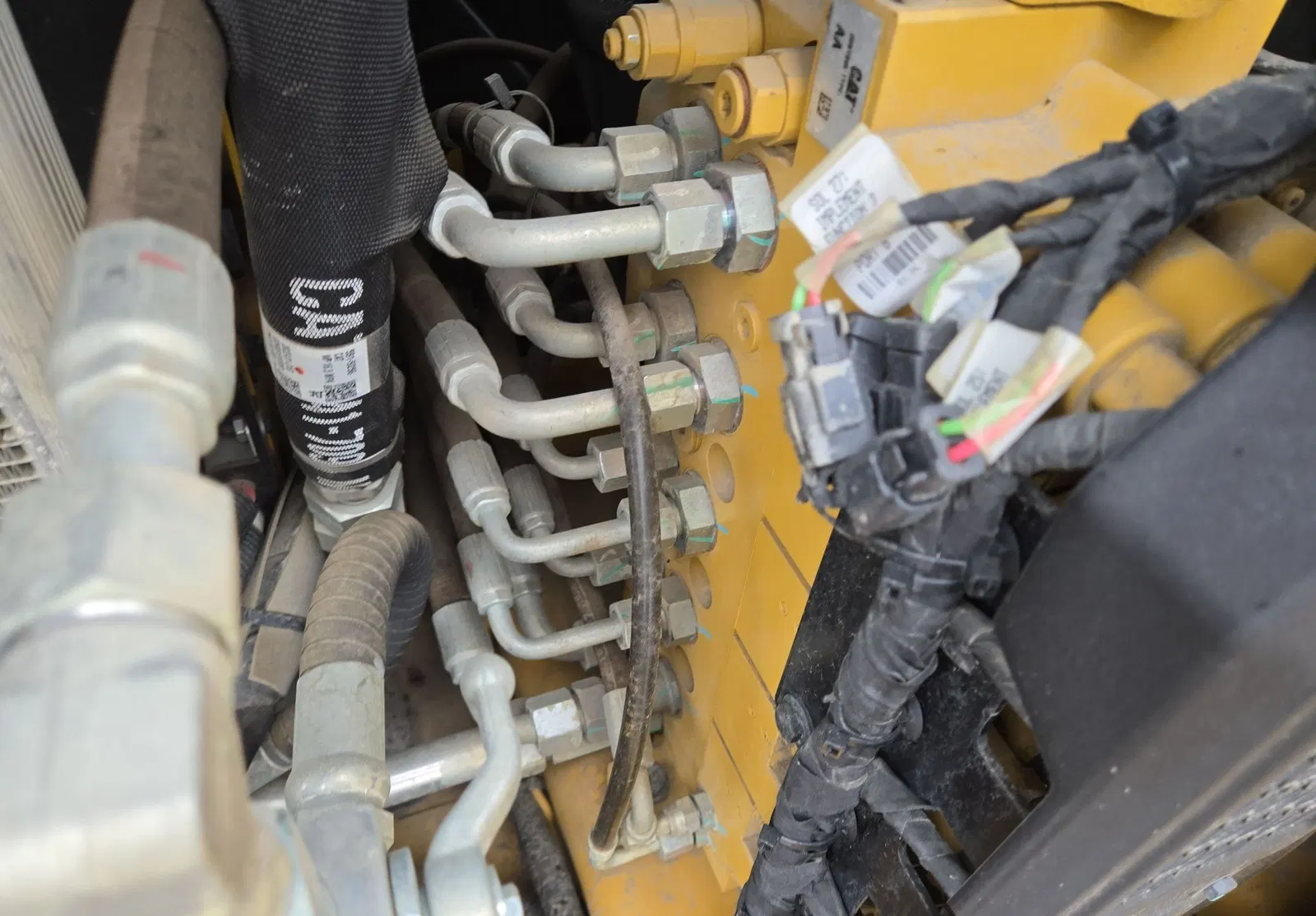 2023 Caterpillar 306