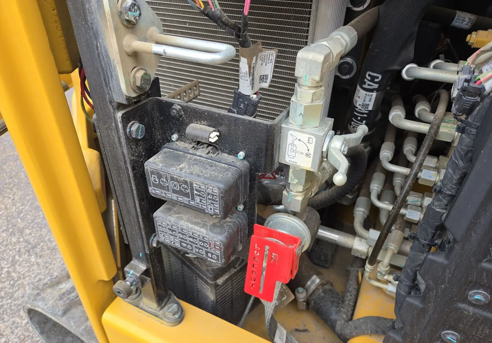 2023 Caterpillar 306