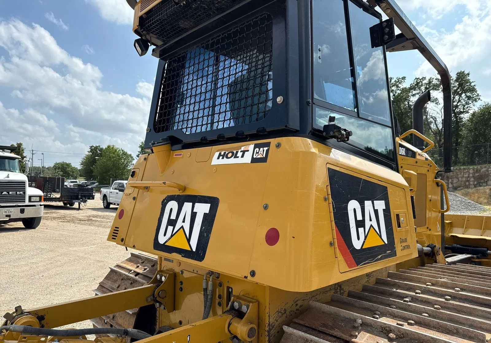 2018 Caterpillar D6K2