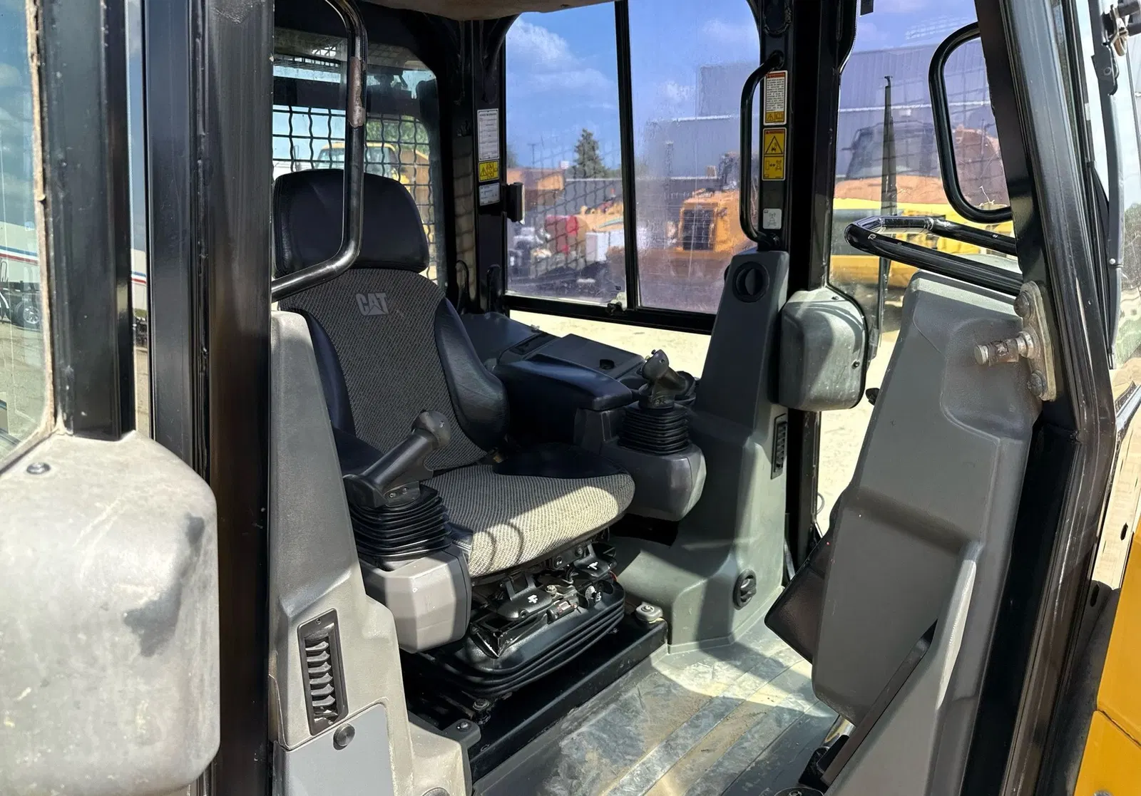 2018 Caterpillar D6K2