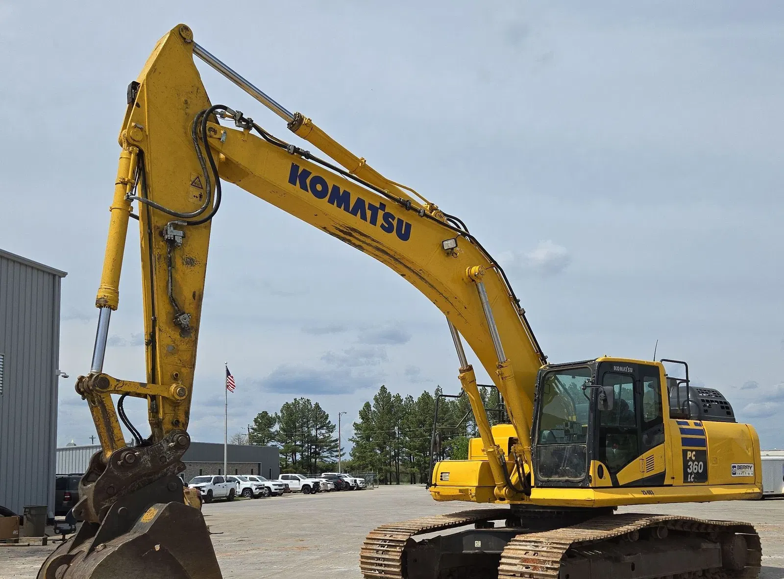 2020 Komatsu PC360LC-11