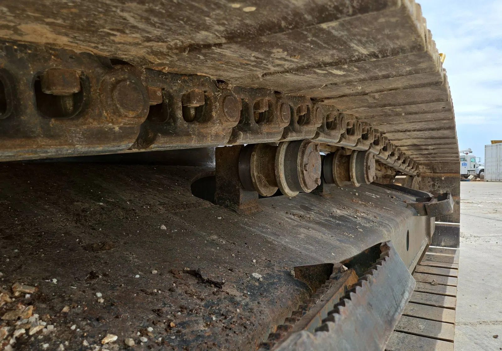 2020 Komatsu PC360LC-11
