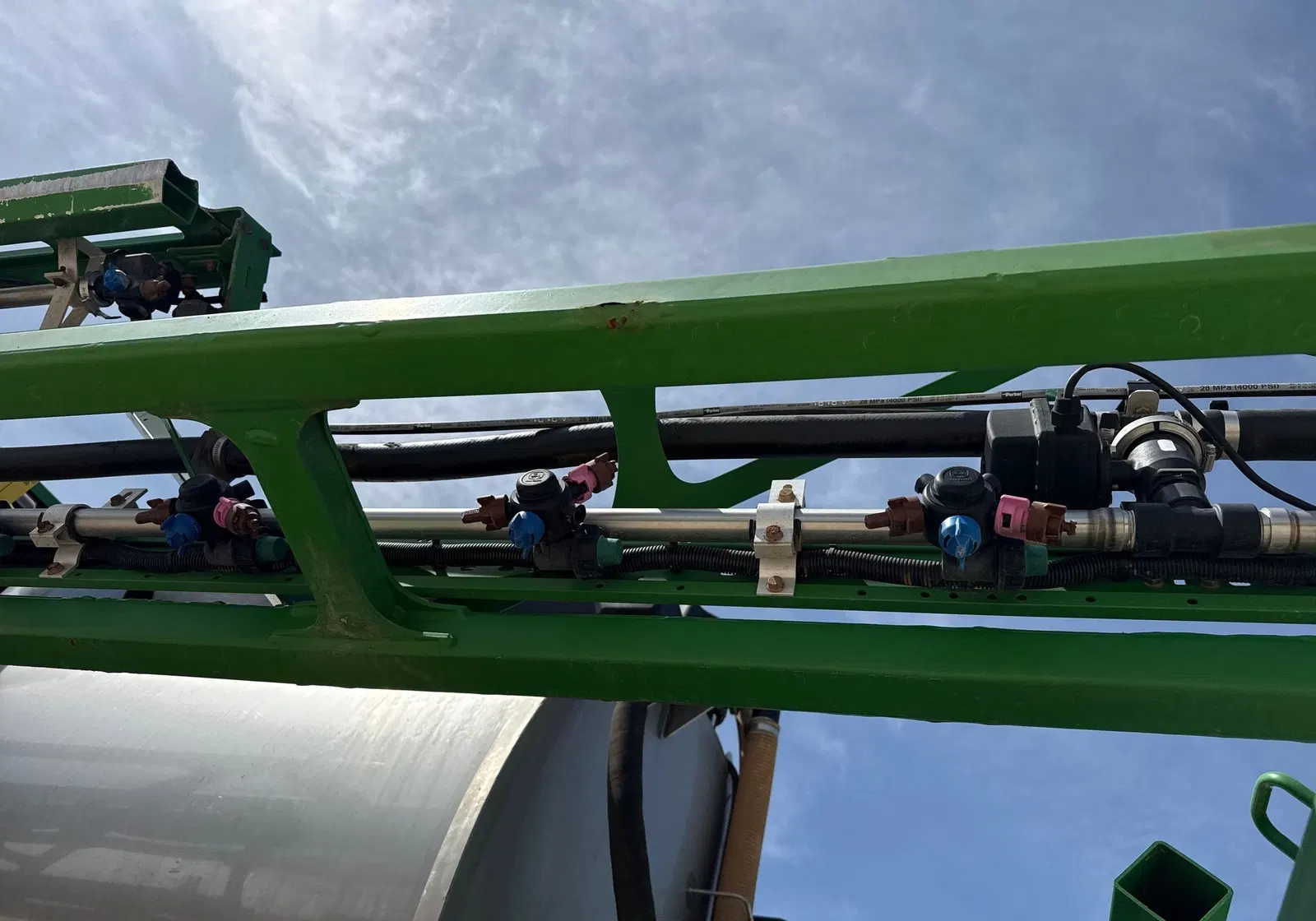 2022 John Deere 412R
