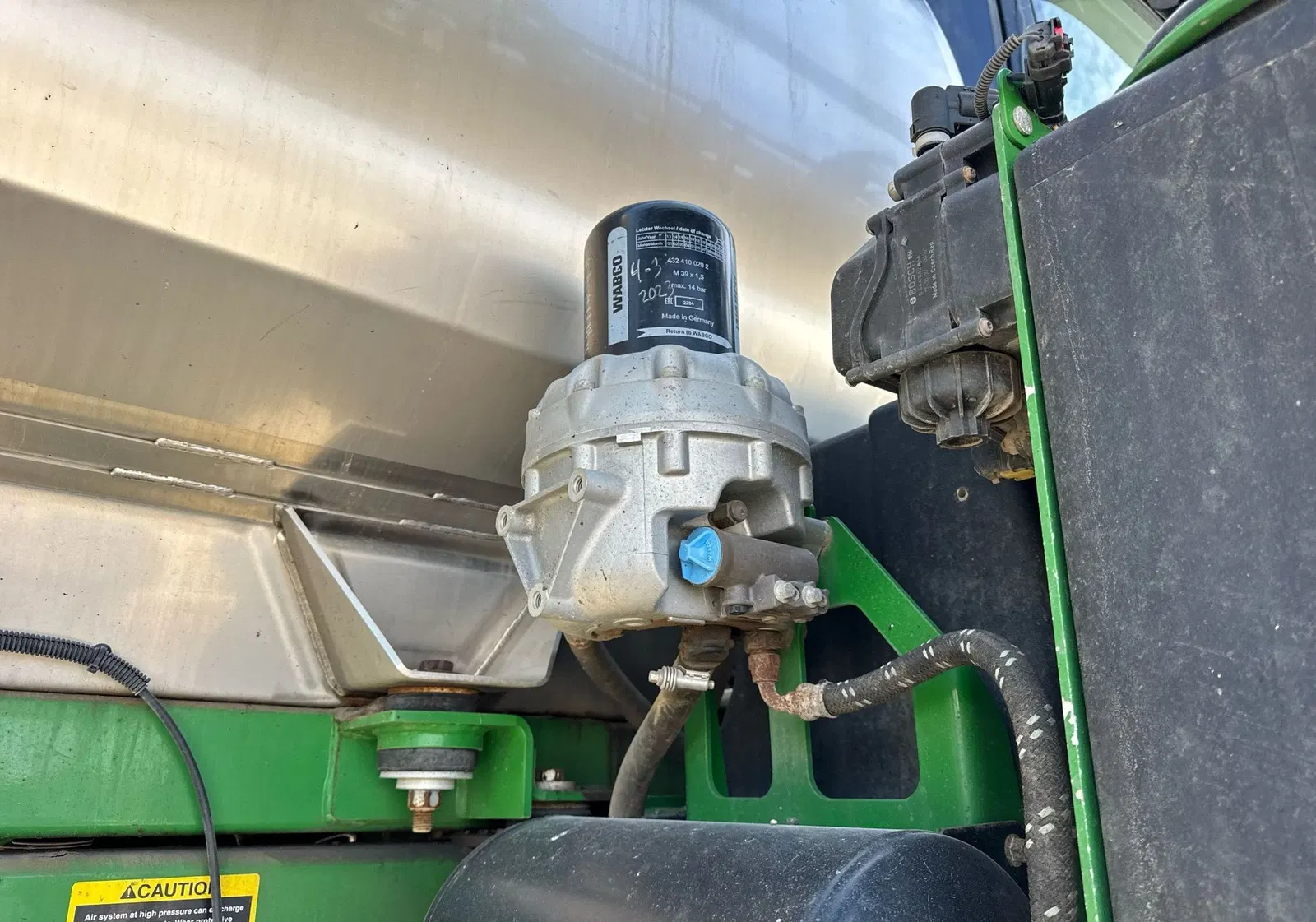 2017 John Deere R4045