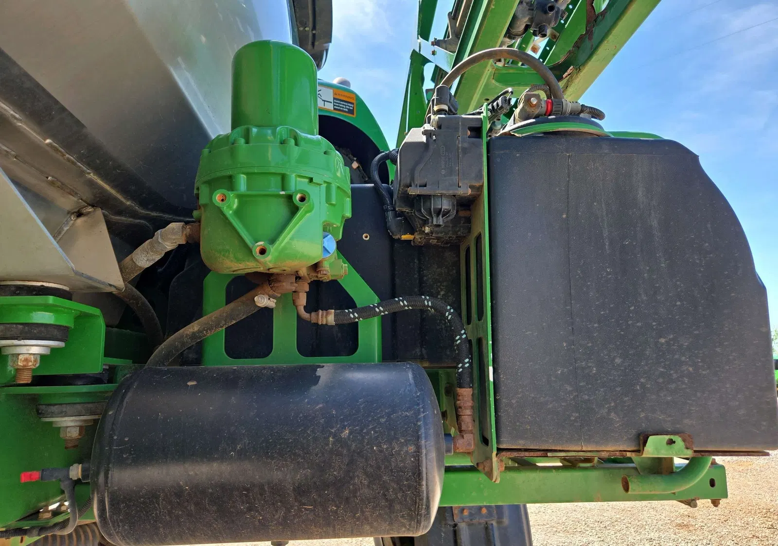 2018 John Deere R4038