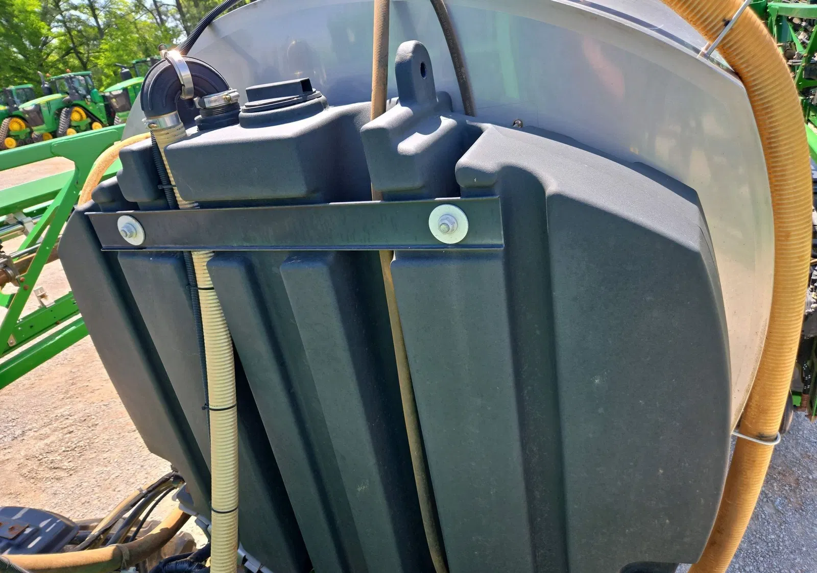 2018 John Deere R4038