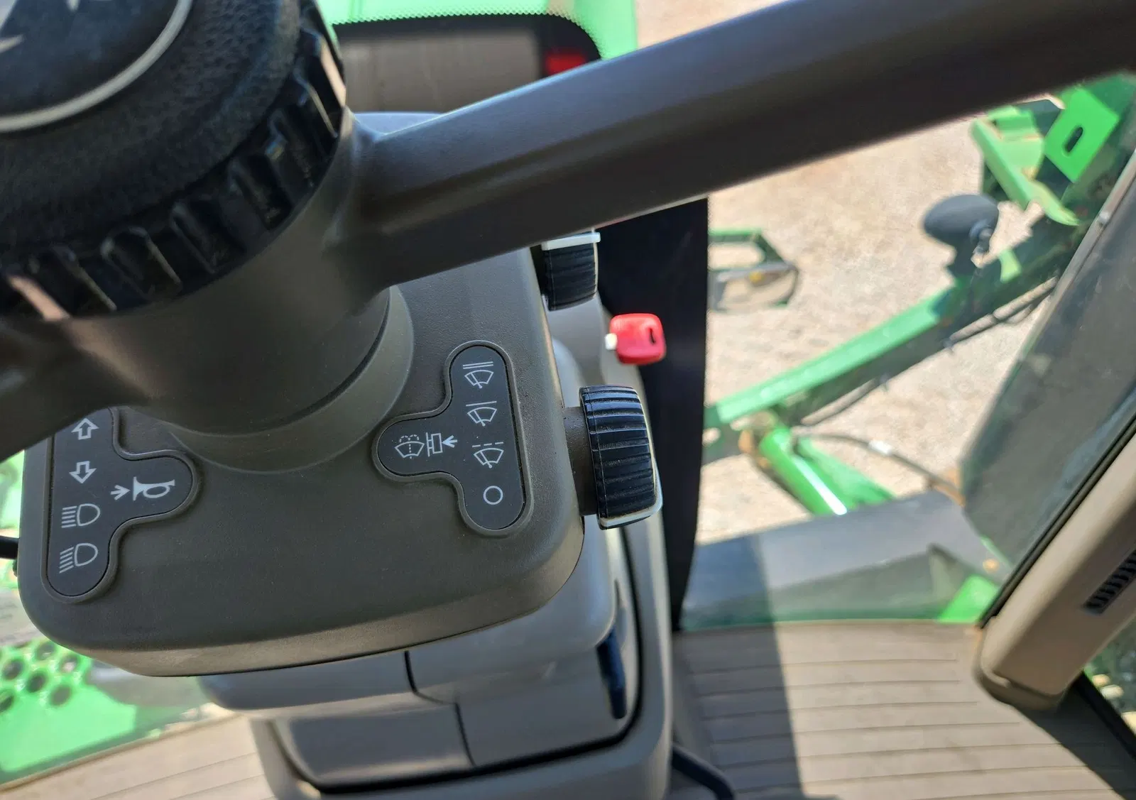 2018 John Deere R4038