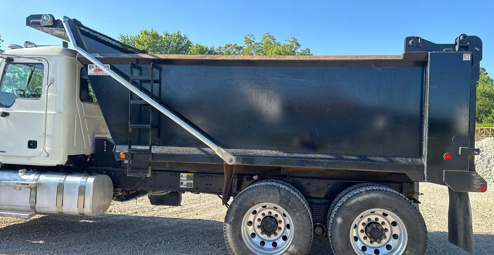 2024 Mack Granite