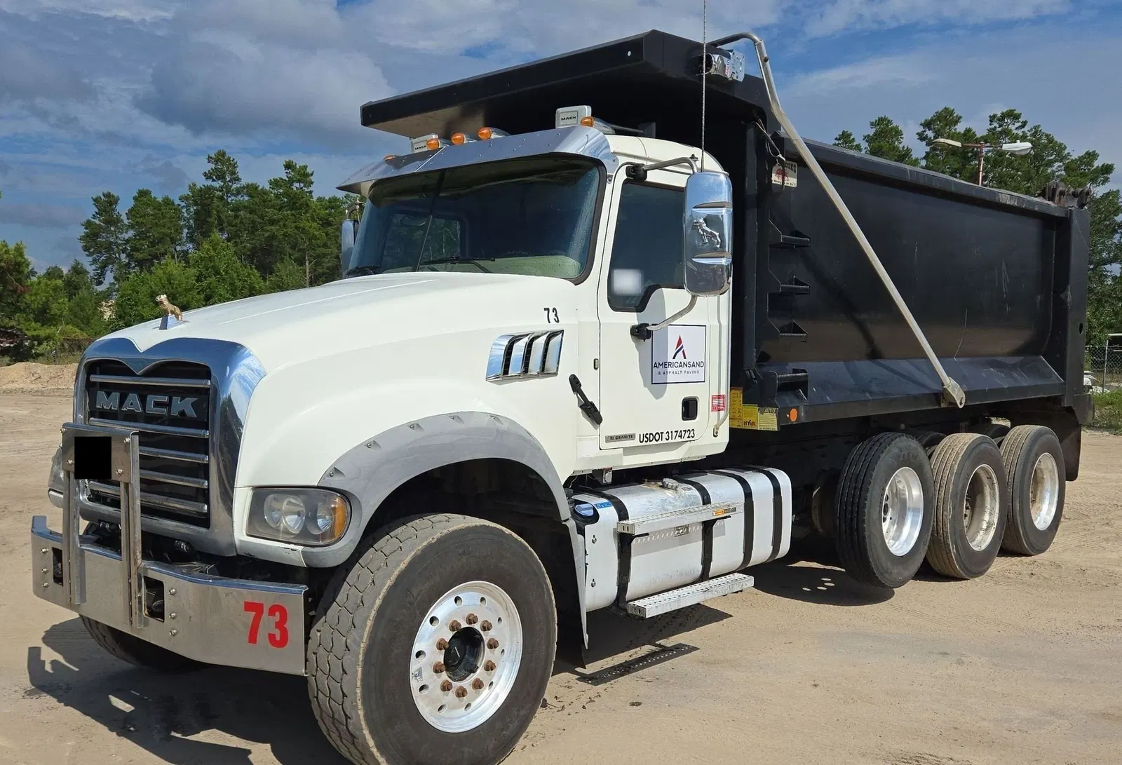 2019 Mack Granite