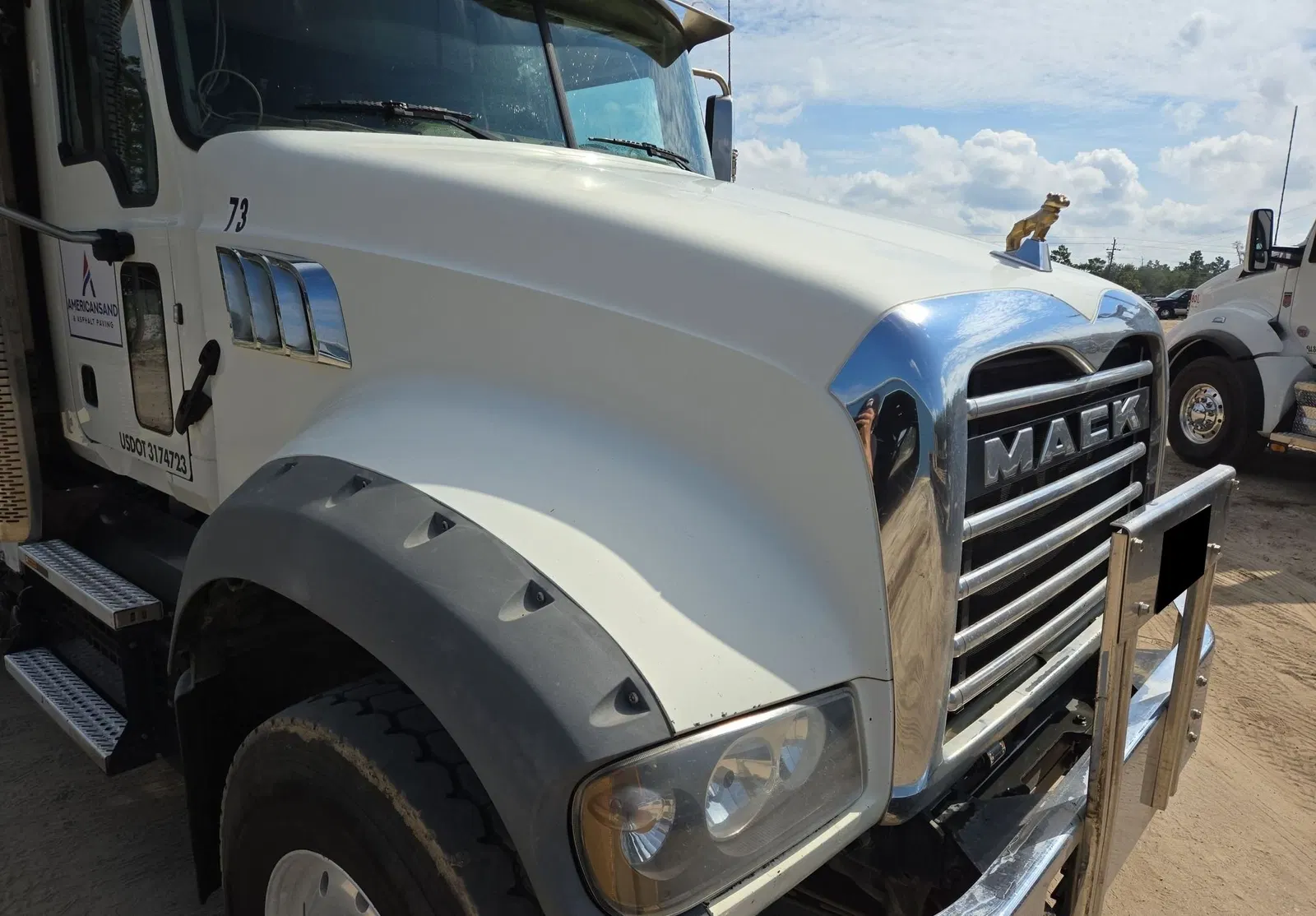 2019 Mack Granite