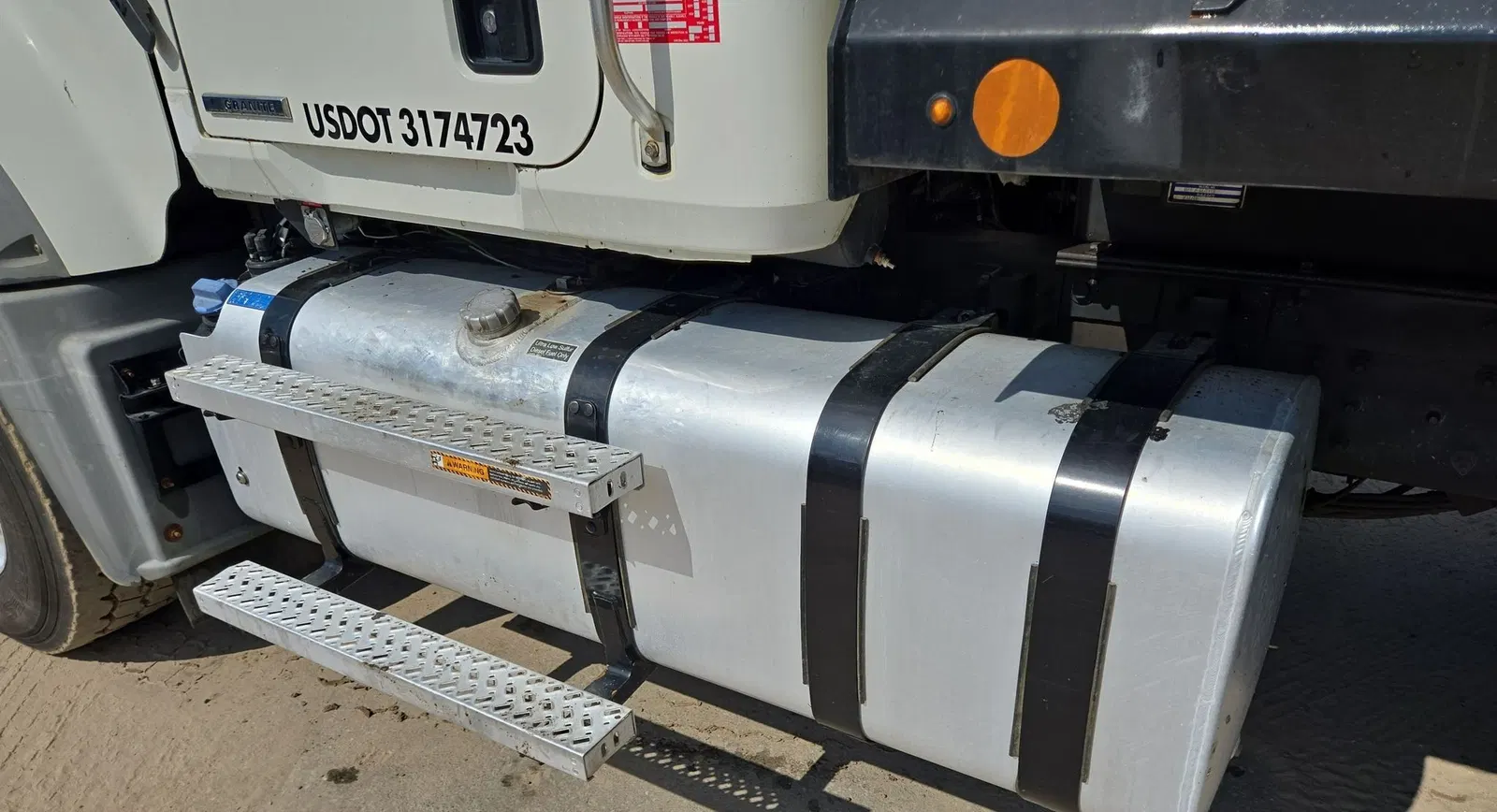 2019 Mack Granite