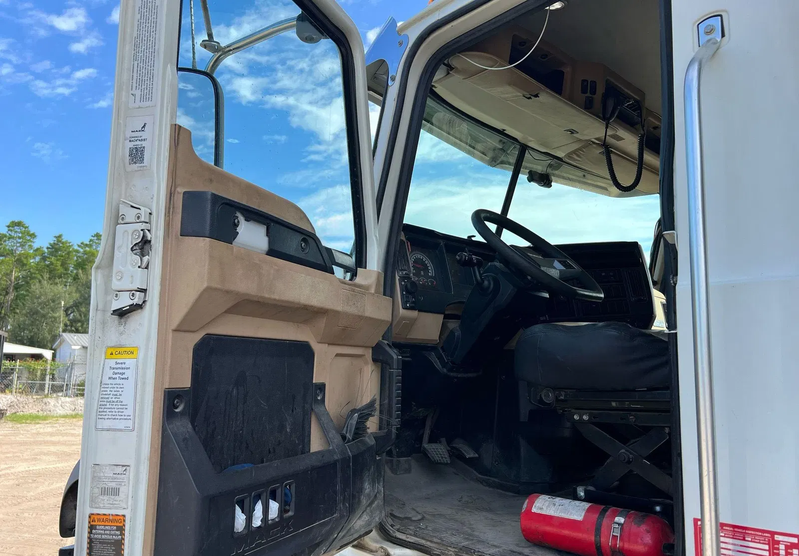 2019 Mack Granite