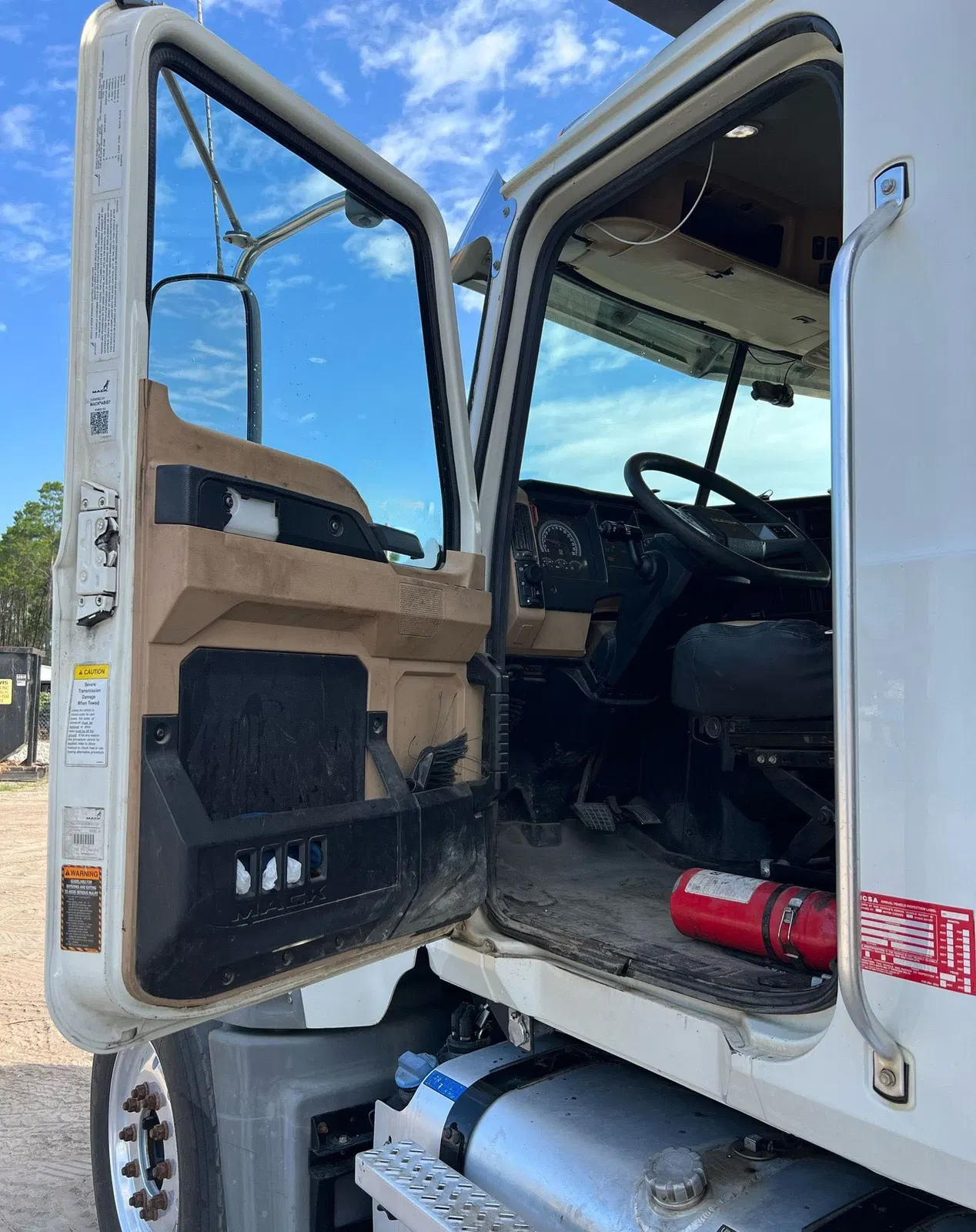 2019 Mack Granite