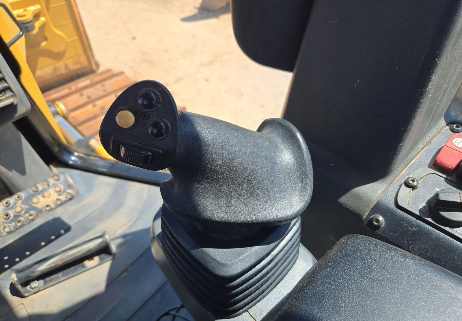 2019 Caterpillar D6K2