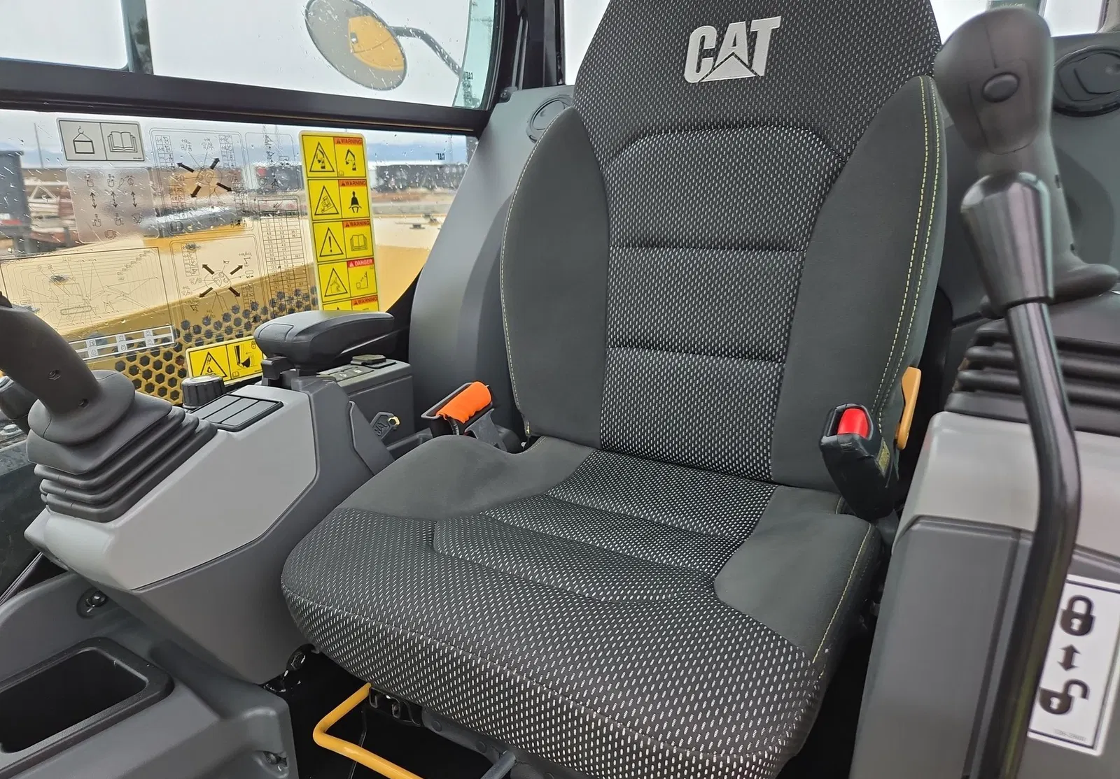 2023 Caterpillar 306