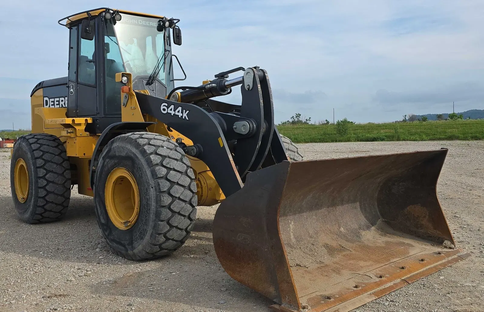 2017 John Deere 644K