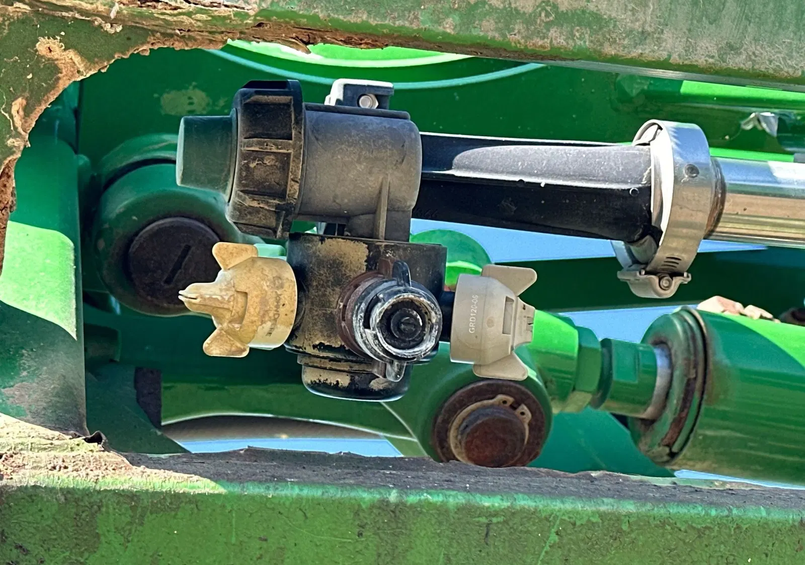 2017 John Deere R4038