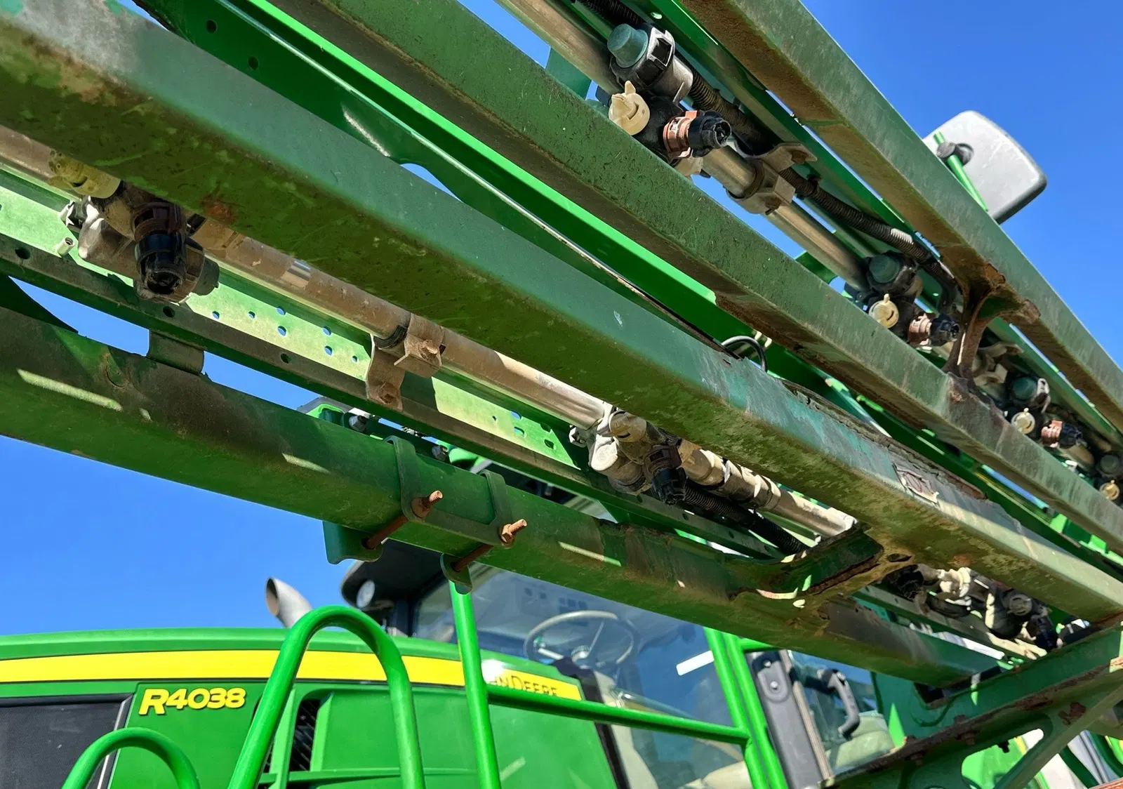 2017 John Deere R4038