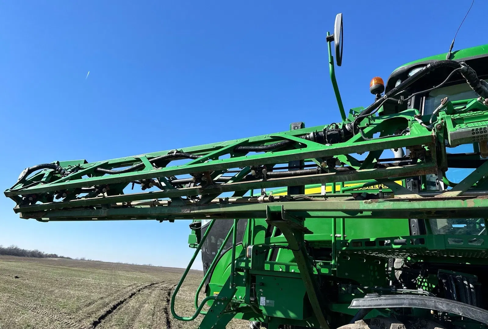 2017 John Deere R4038