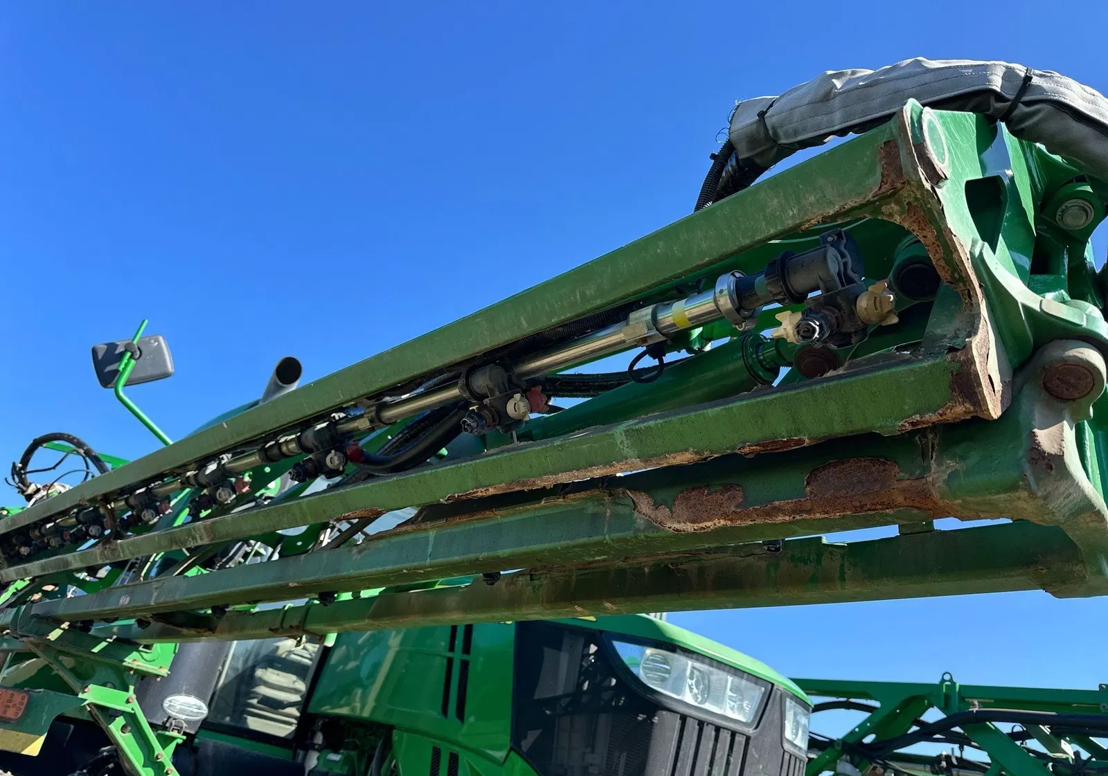 2017 John Deere R4038