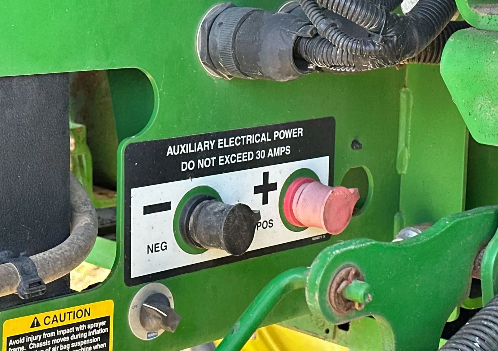 2017 John Deere R4038