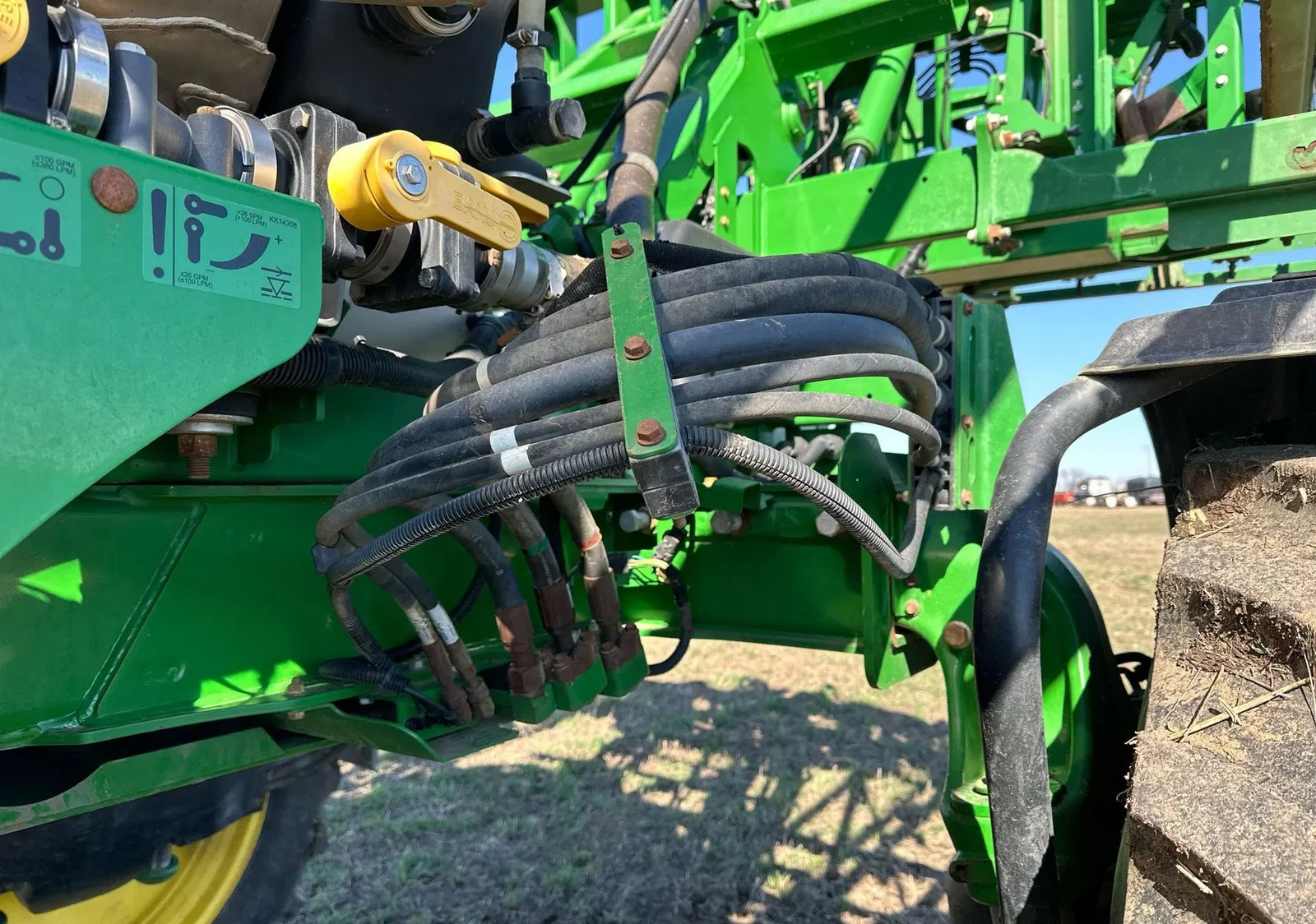 2017 John Deere R4038