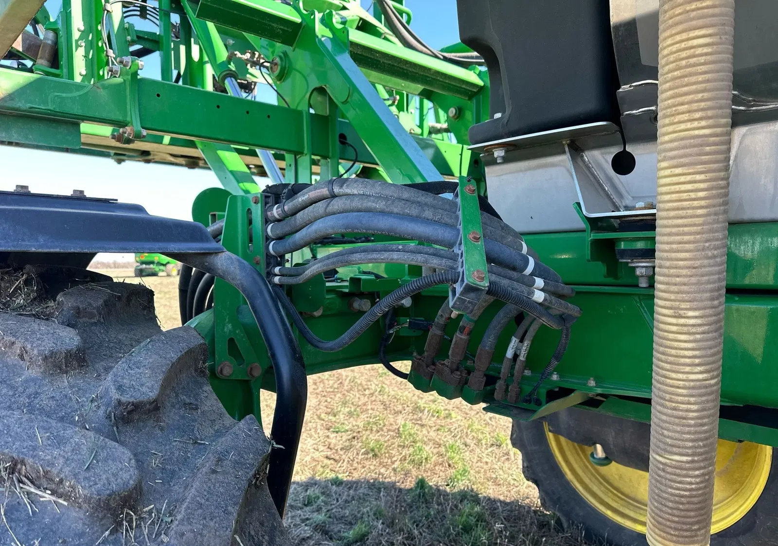 2017 John Deere R4038