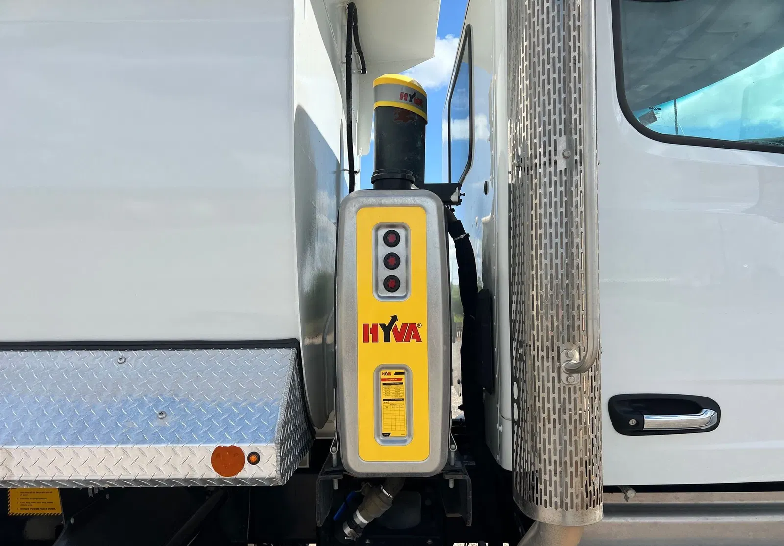 2019 Mack Granite