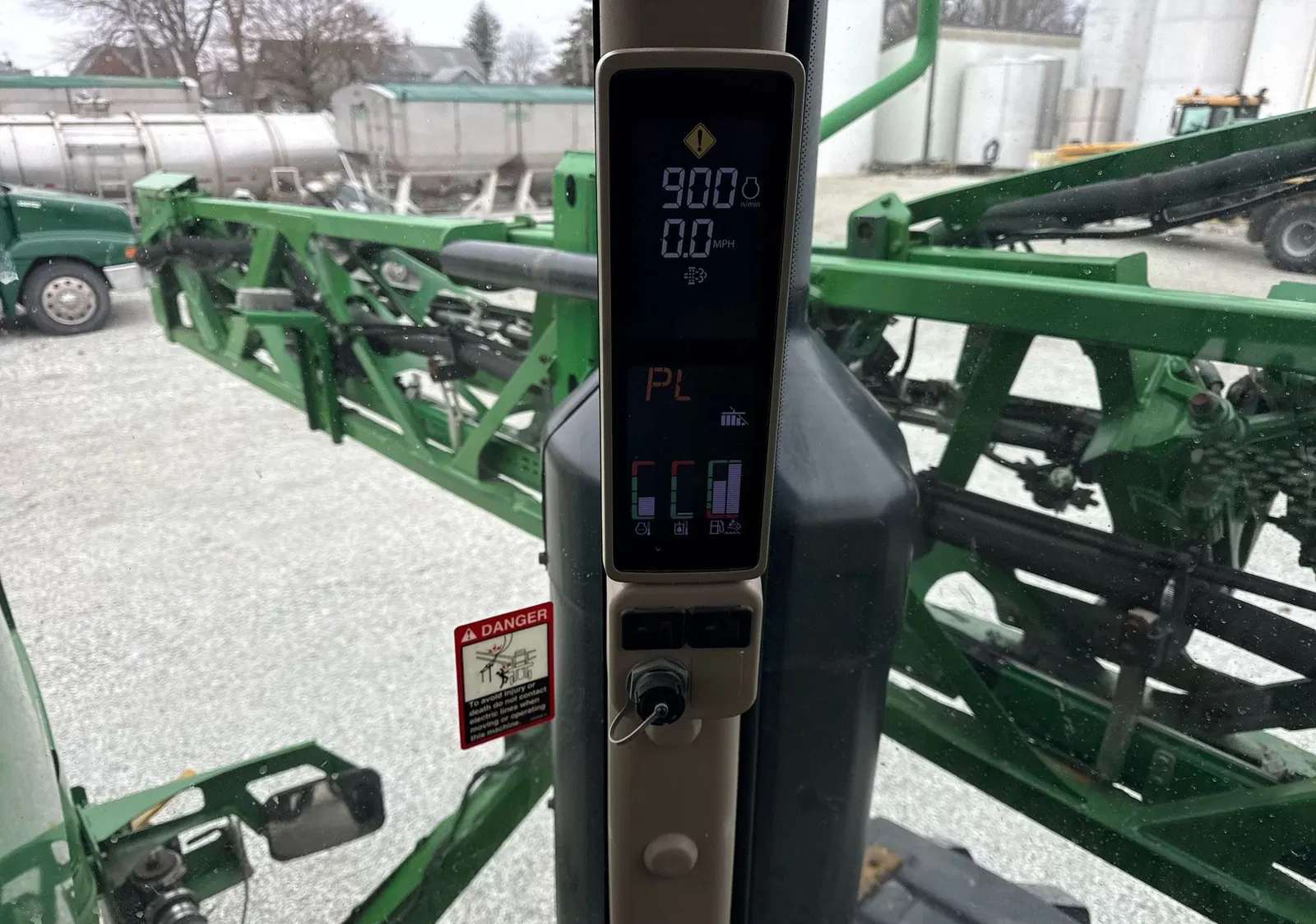 2014 John Deere R4038