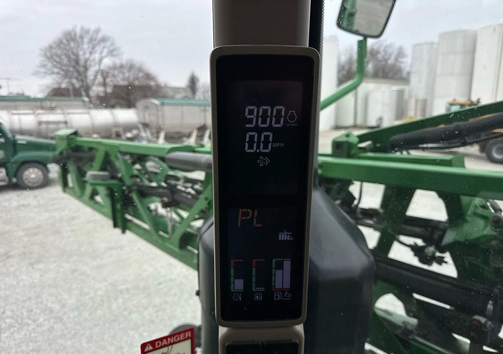 2014 John Deere R4038