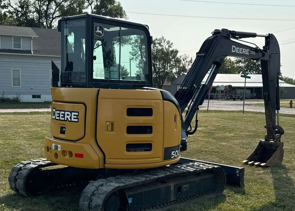 2016 John Deere 50G