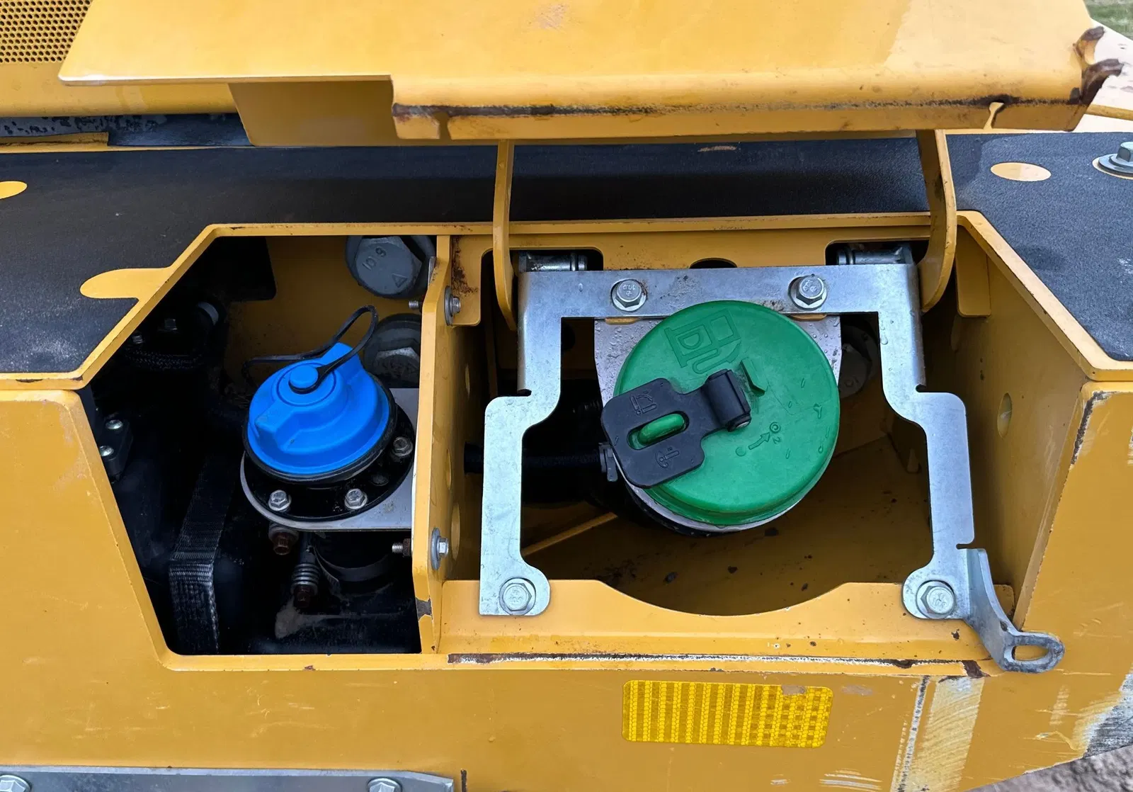 2022 John Deere 544