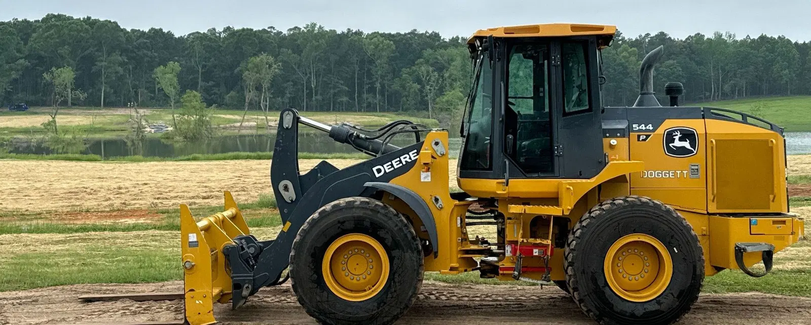 2022 John Deere 544