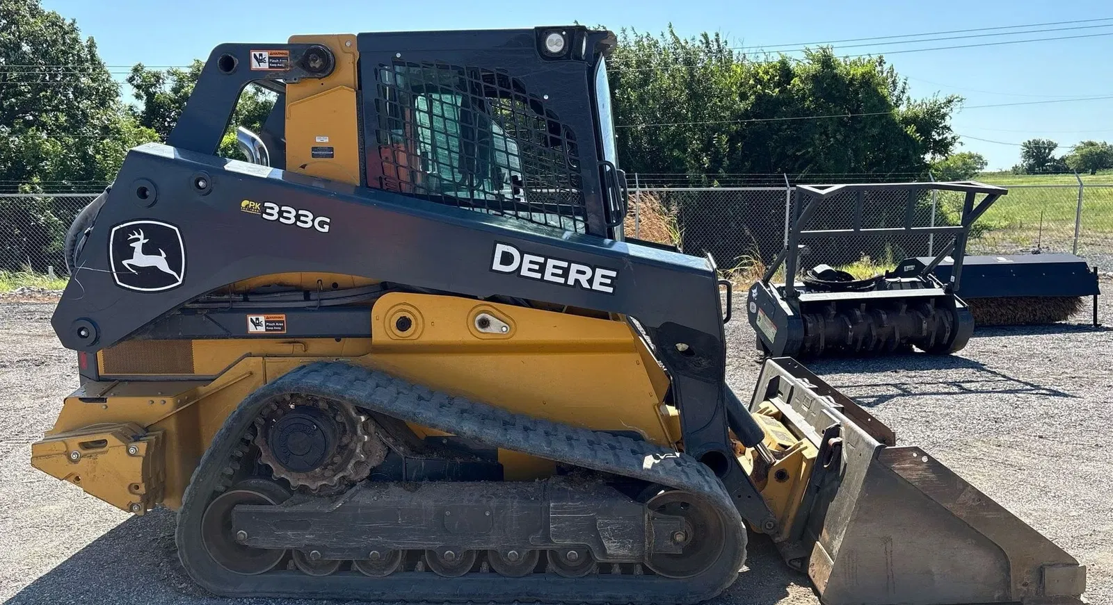 2020 John Deere 333G