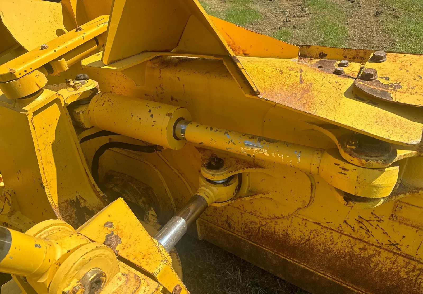2017 Komatsu D65EX-18