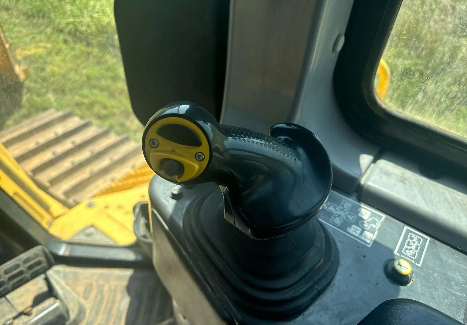 2017 Komatsu D65EX-18
