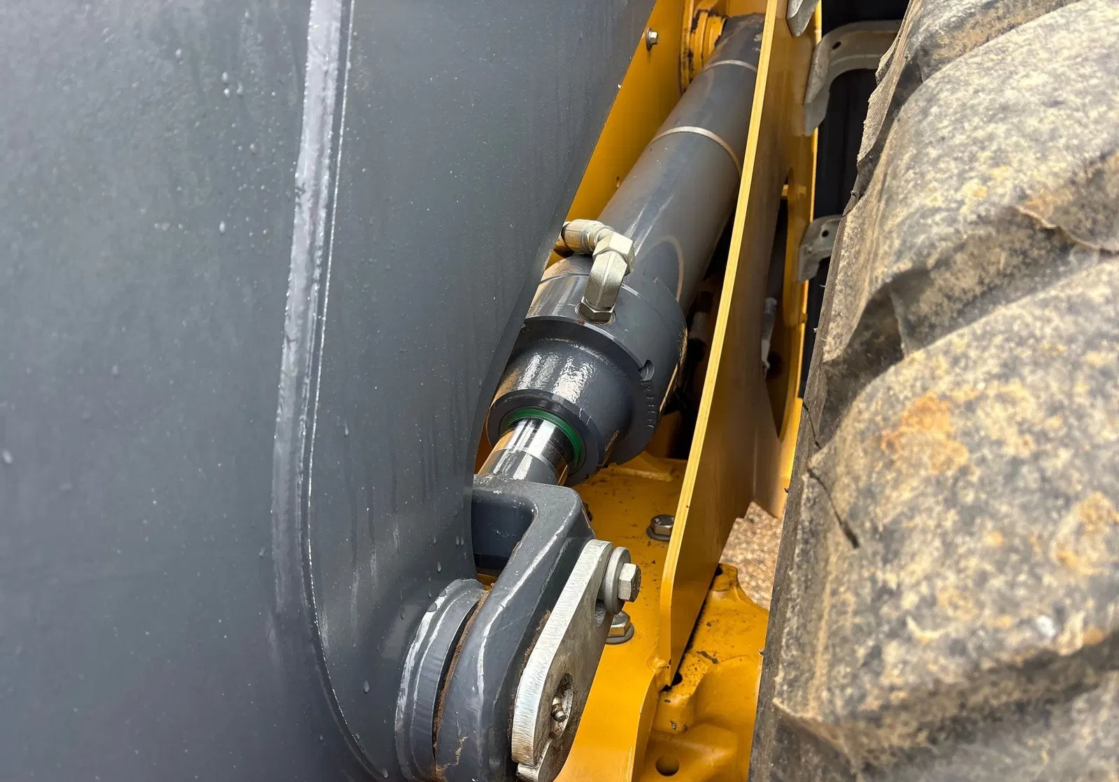 2021 John Deere 524P