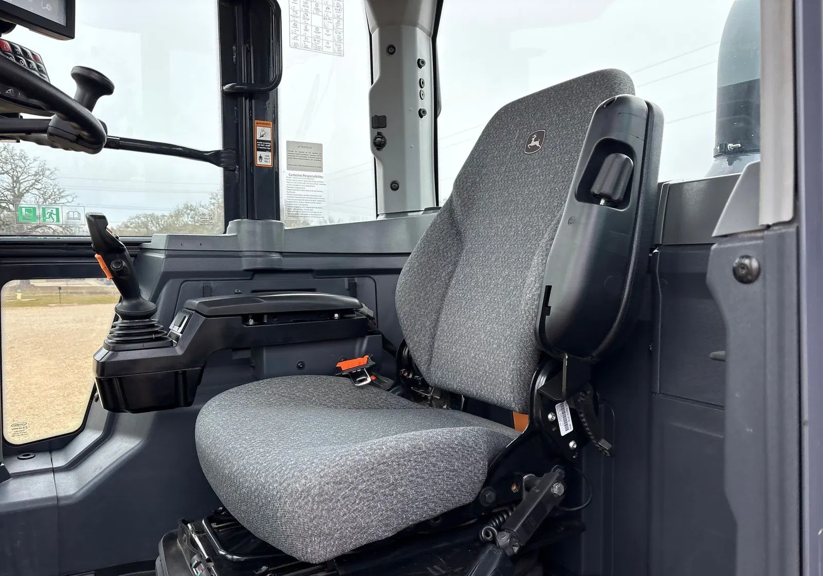2021 John Deere 524P