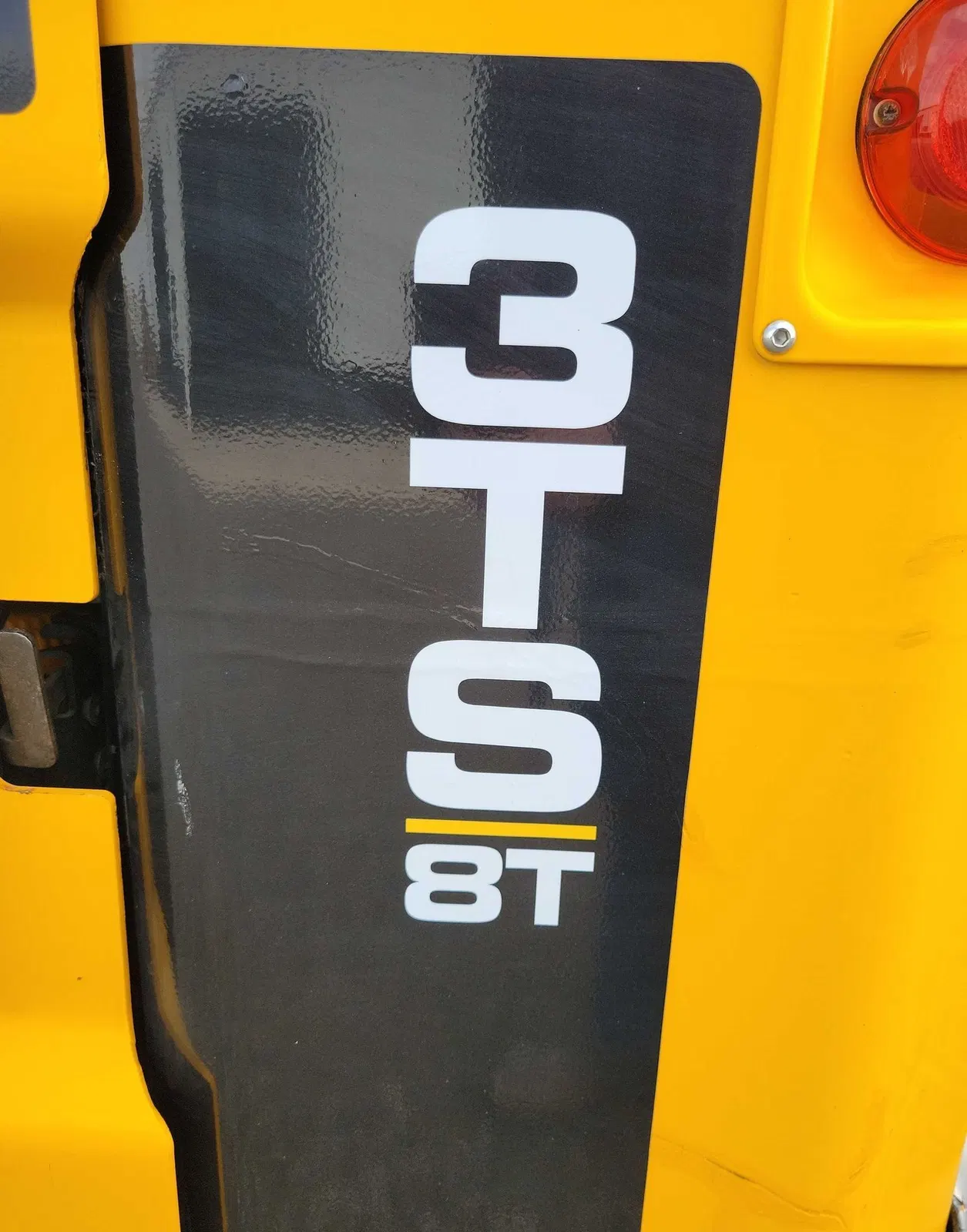 2020 JCB 3TS-8T