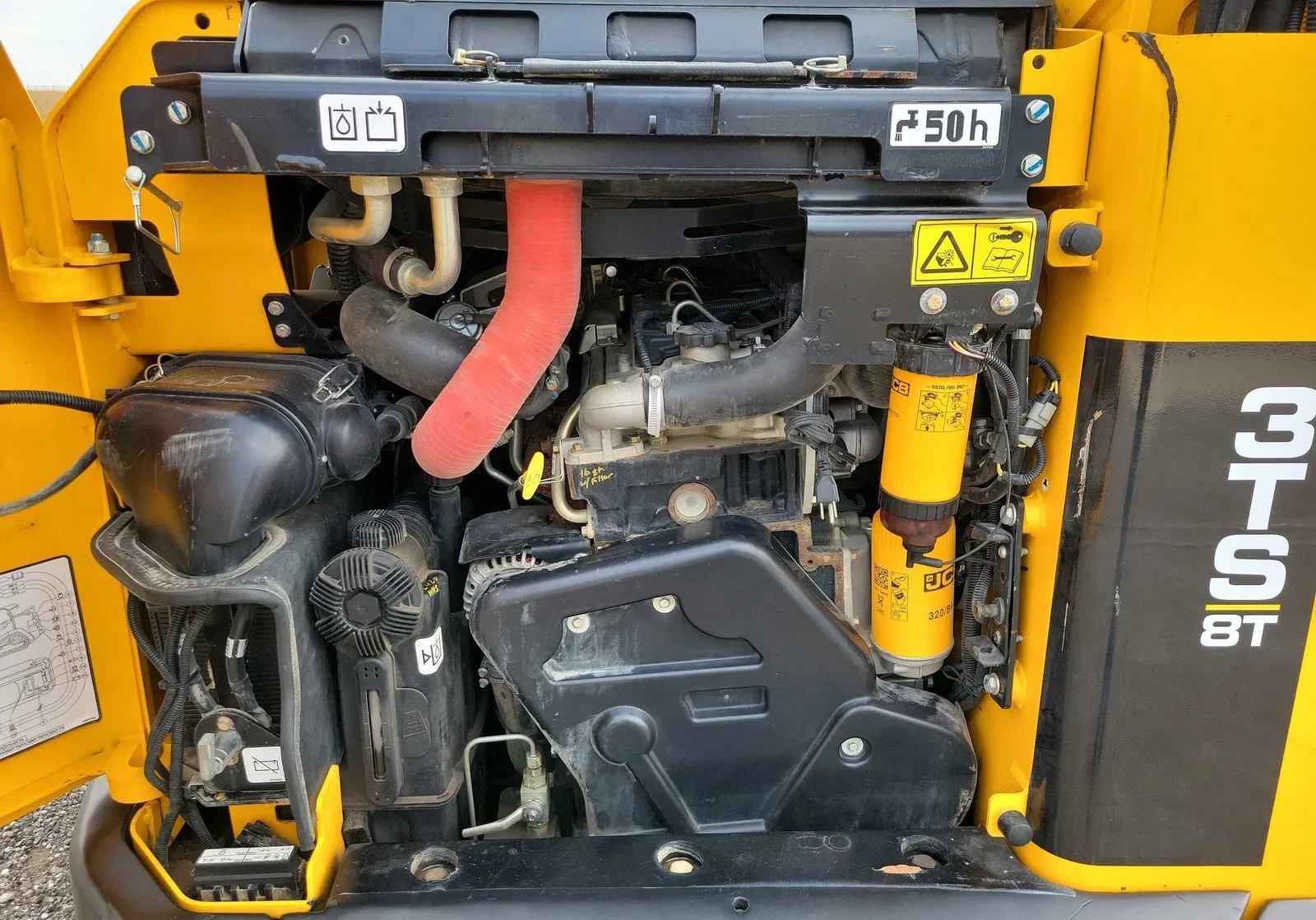 2020 JCB 3TS-8T