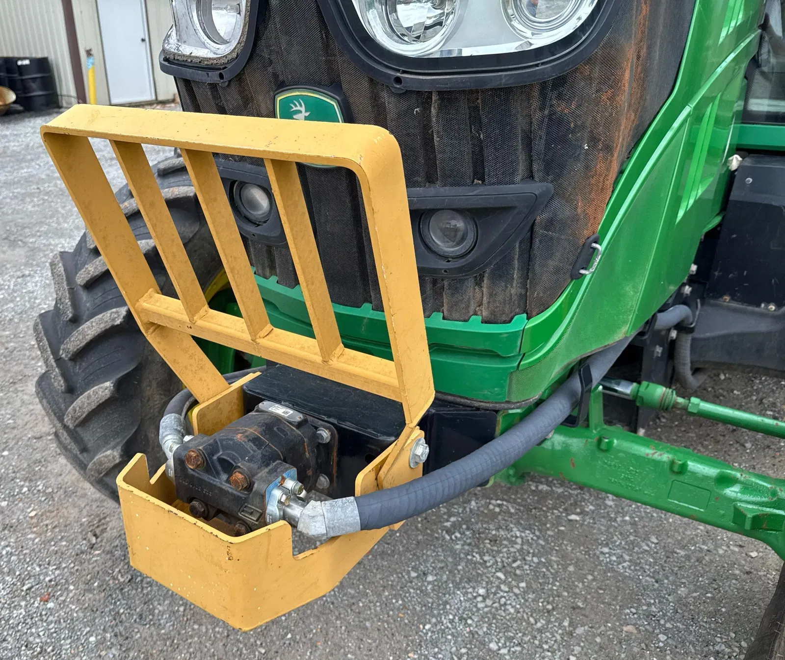 John Deere 6145M