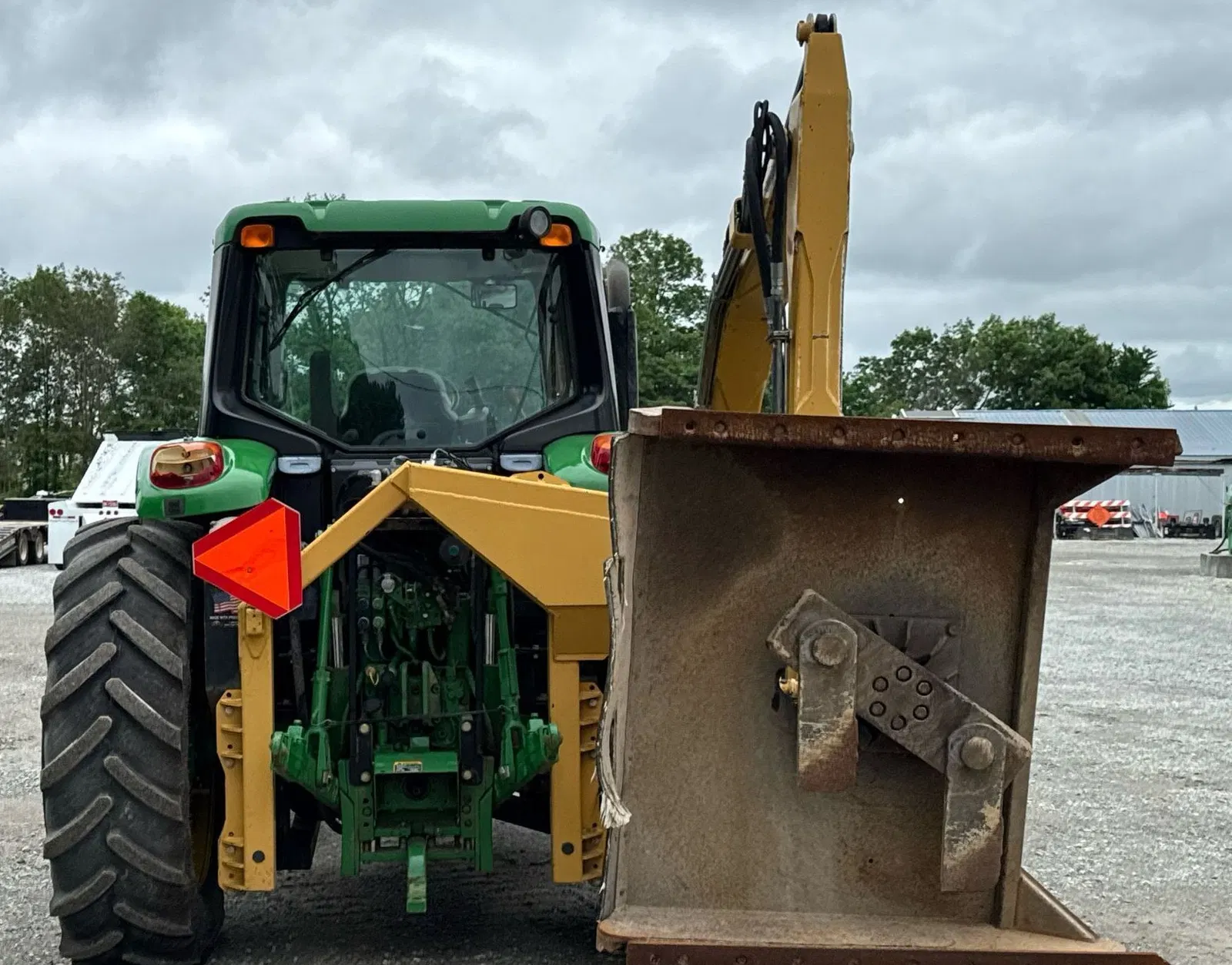John Deere 6145M