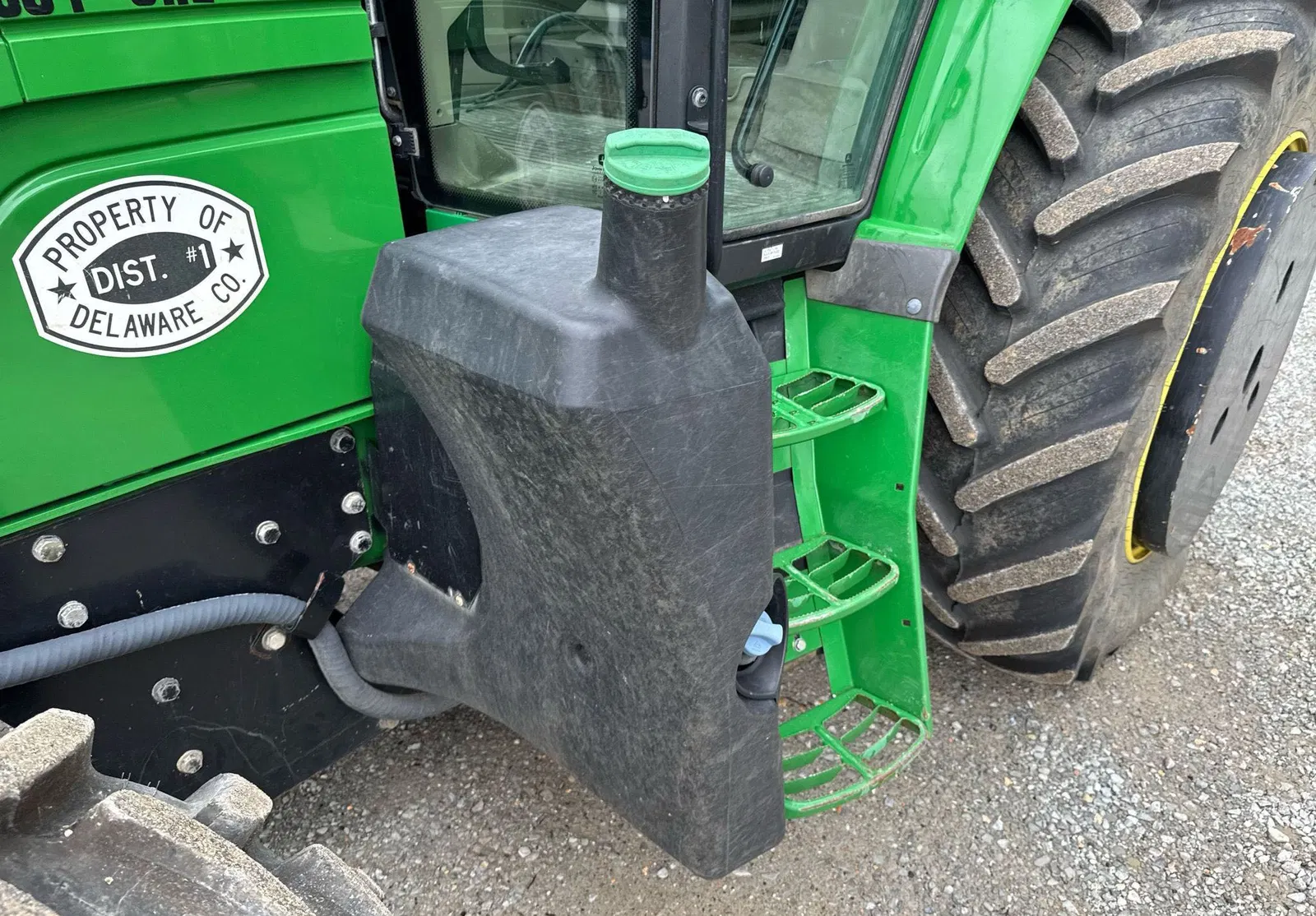 John Deere 6145M