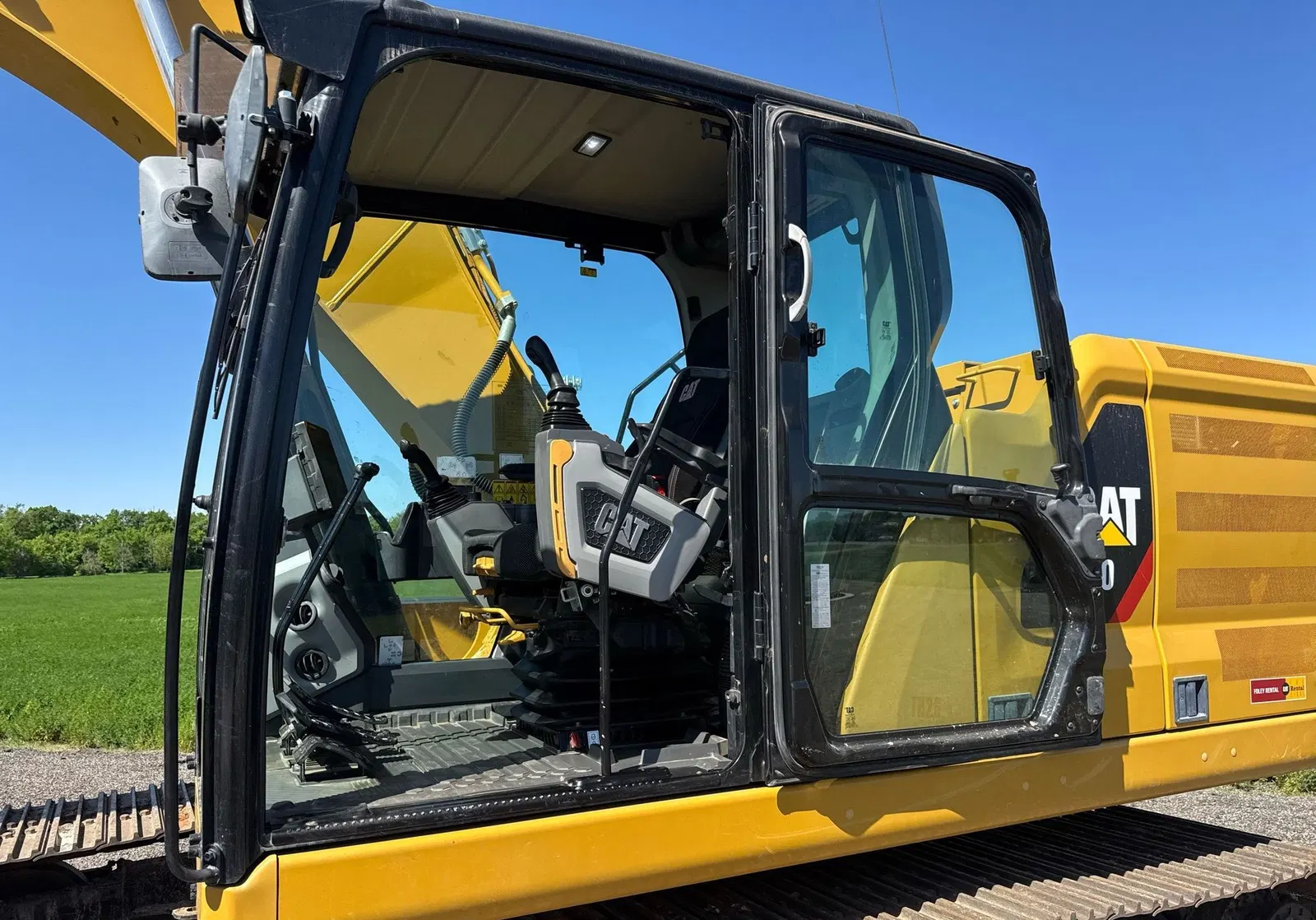 2018 Caterpillar 320