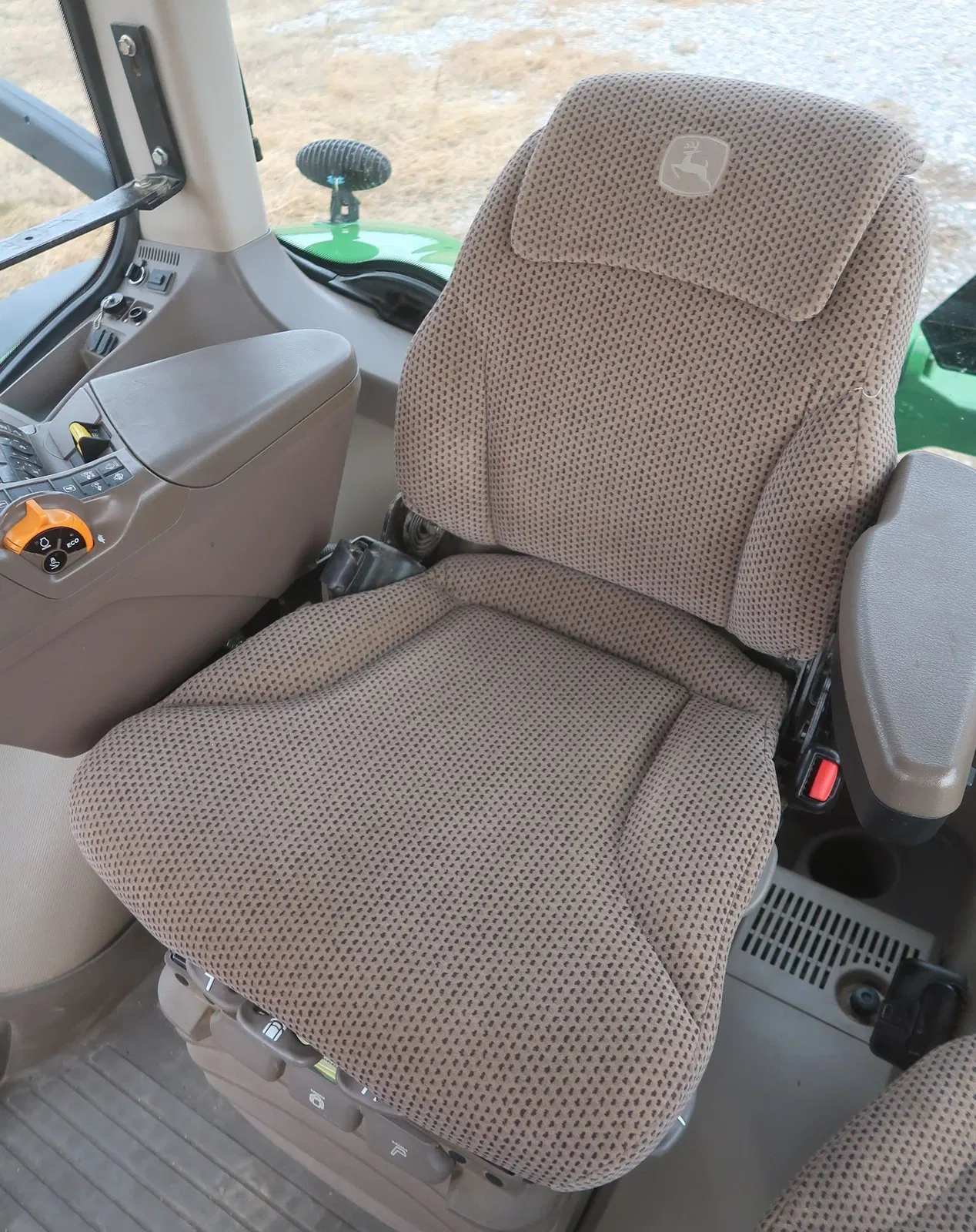 2015 John Deere 8370R