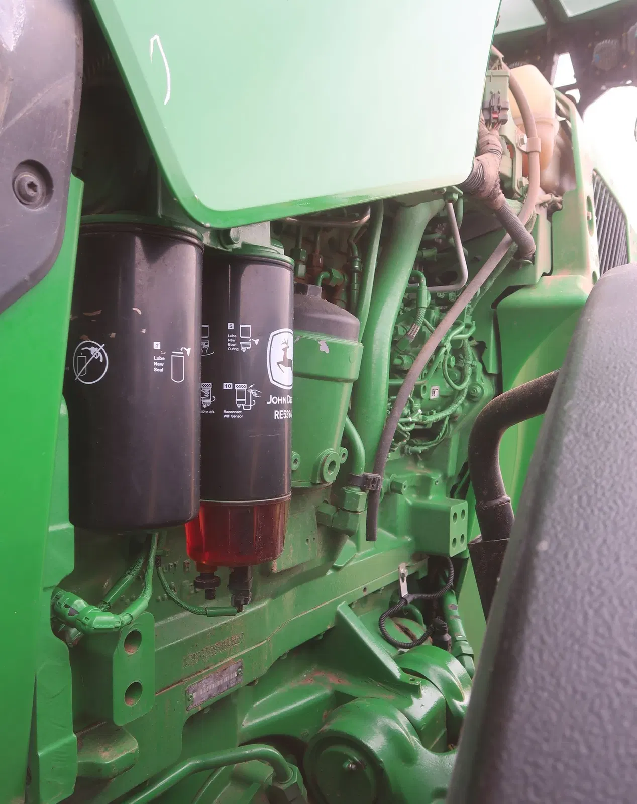 2015 John Deere 8370R
