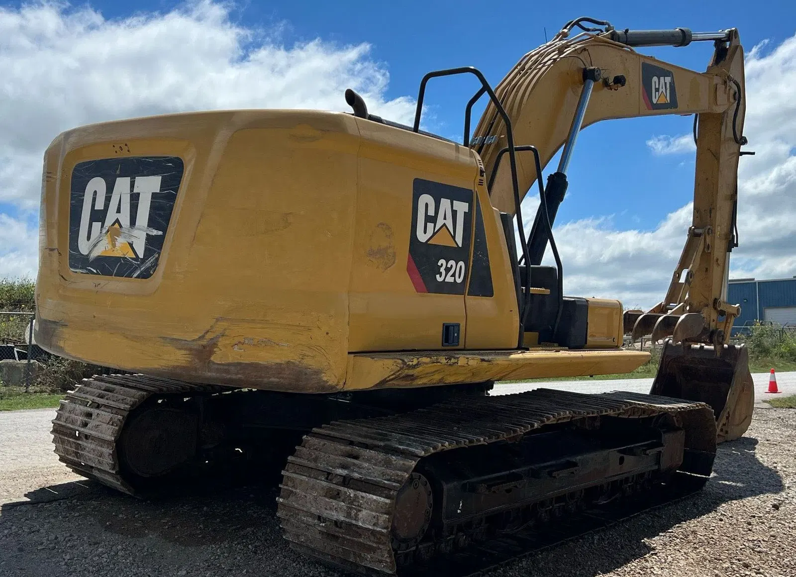 2019 Caterpillar 320