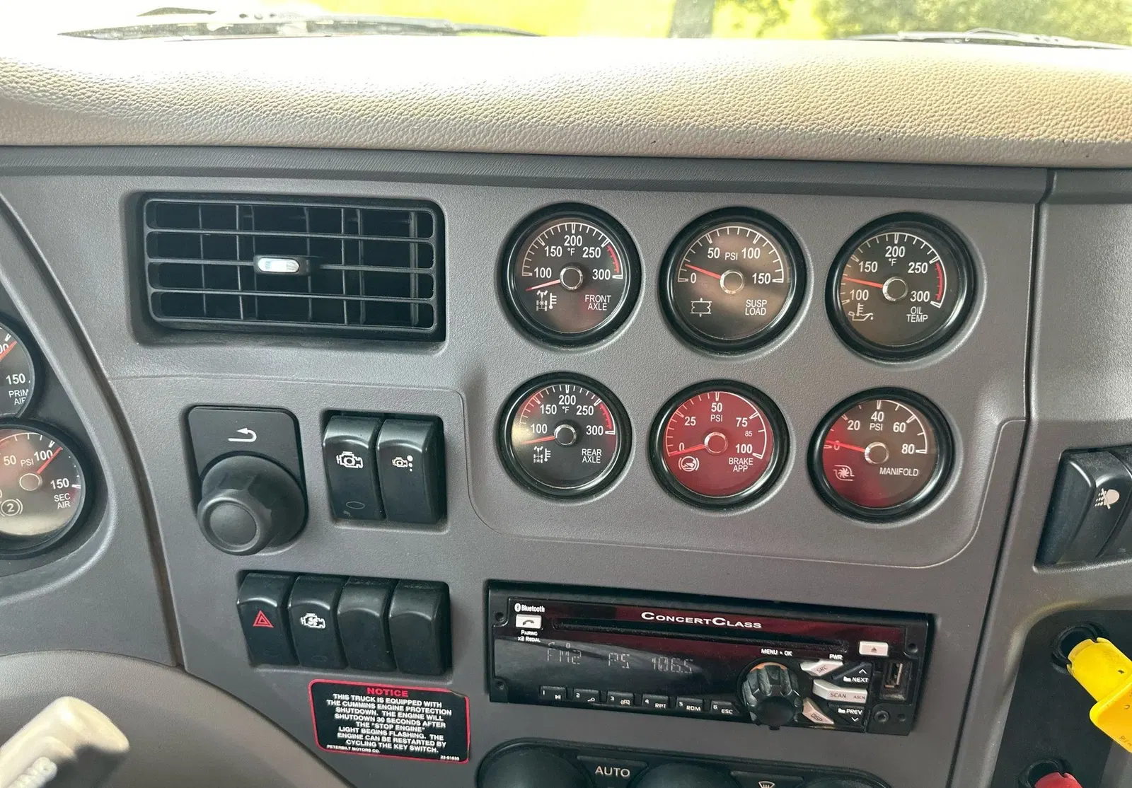 2015 Peterbilt 567