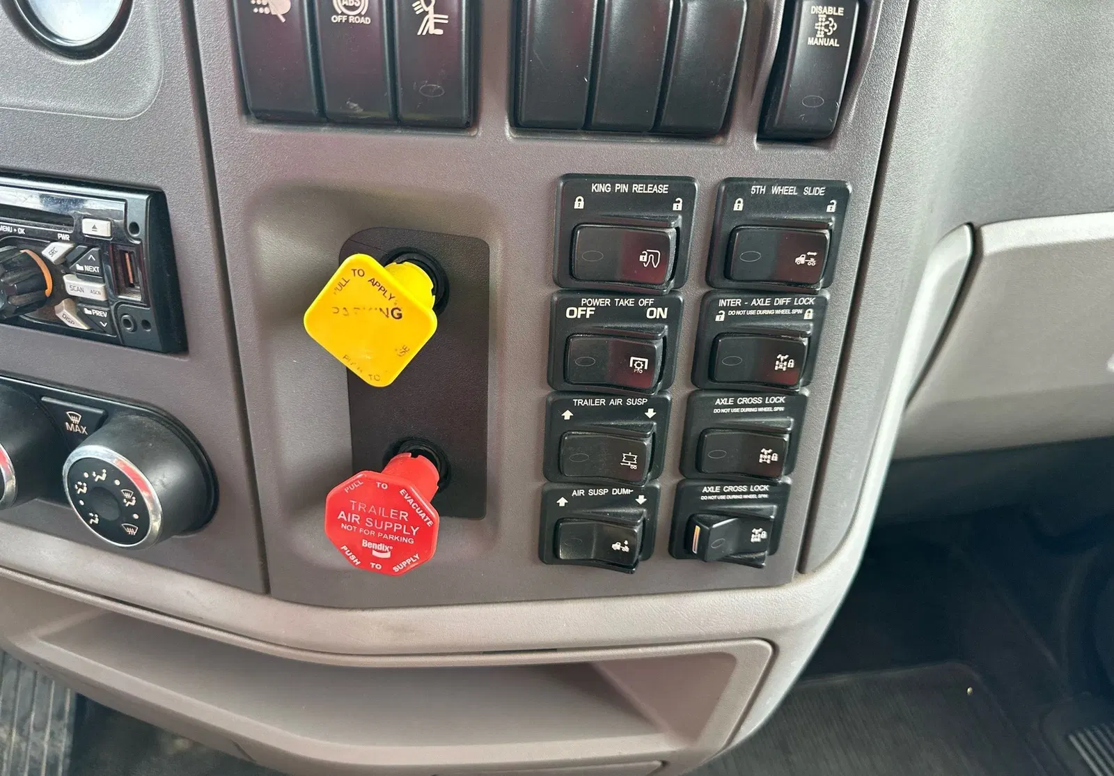 2015 Peterbilt 567